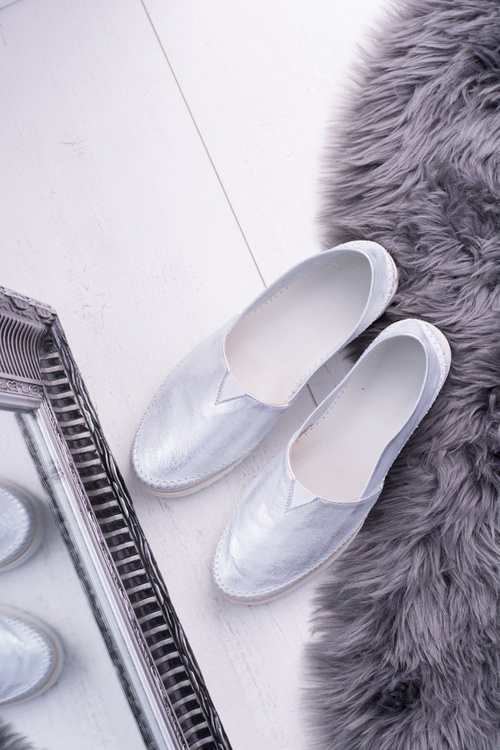 Damskie Srebrne Skórzane Slip On Frela