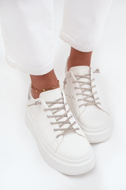 Sneakersy Damskie Na Platformie Z Ozdobnym Sznurowaniem I Brokatem Białe Belmira