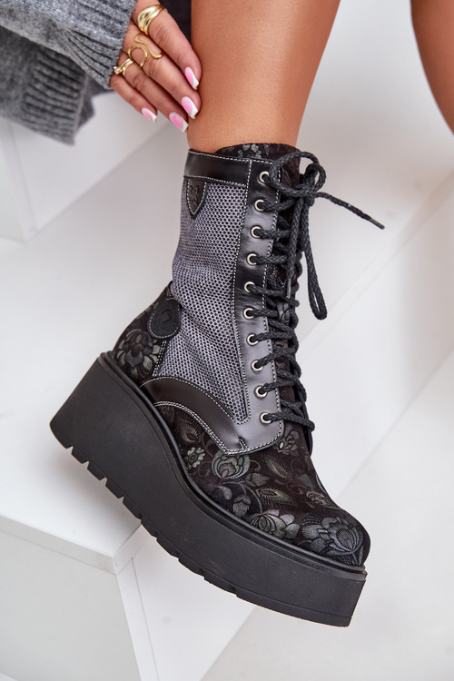 Skórzane Botki Na Platformie I Koturnie Z Wzorzystą Cholewką Maciejka 06720-01 Czarne