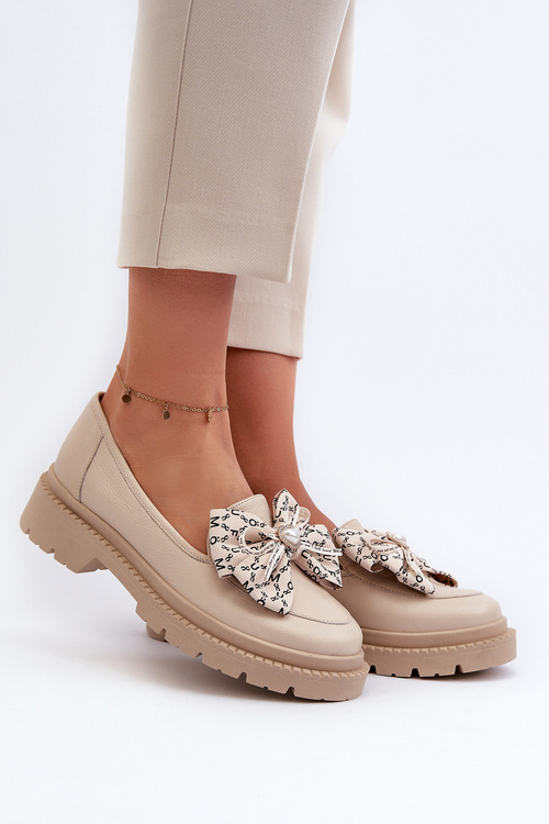 Damskie Skórzane Mokasyny Z Kokardą Laura Messi 2787 Jasnobeżowe
