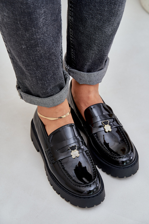 Lakierowane Mokasyny Damskie Z Przypinką Miś Czarne Wulinea