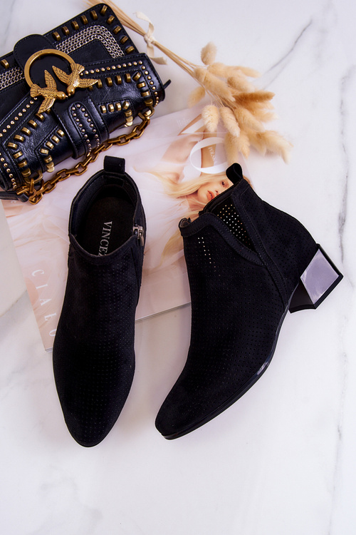Zamszowe Botki Ażurowe Z Wycięciem Czarne Carine