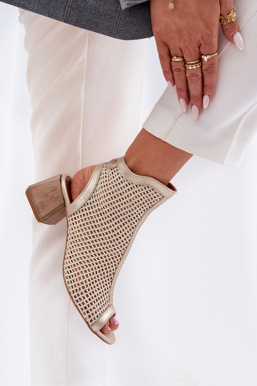 Skórzane Botki Damskie Na Obcasie Z Odkrytą Piętą Maciejka 06899-25 Złoto-Beżowe