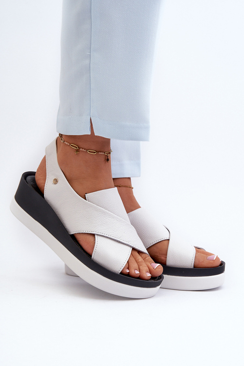 Zazoo 40256 Skórzane Sandały Na Koturnie Białe