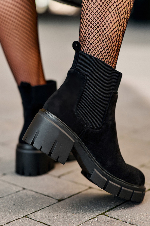 Zamszowe Botki Z Elastyczną Wstawką Czarne Anyfer