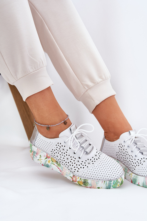 Skórzane Półbuty Damskie Na Koturnie Artiker 56C1799 Biało-Srebrne