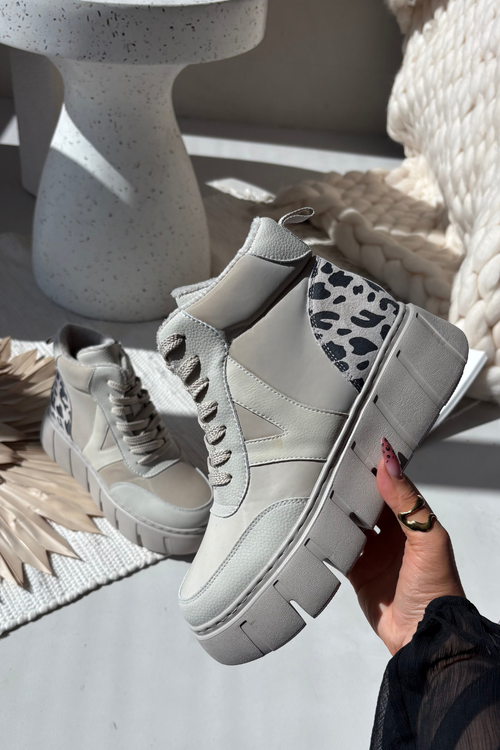 Skórzane Botki Damskie Na Platformie Ocieplane Vinceza 66838 Beżowe