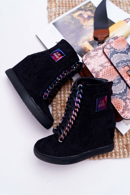 Sneakersy Damskie Lu Boo Czarne Zamszowe z Opalizującymi Łańcuchami Monica