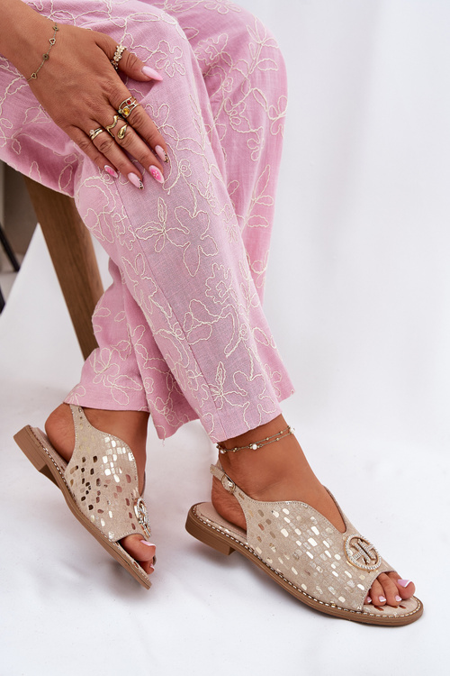 Skórzane Sandały Na Płaskim Obcasie Z Ozdobą S.Barski KV51-094 Złote