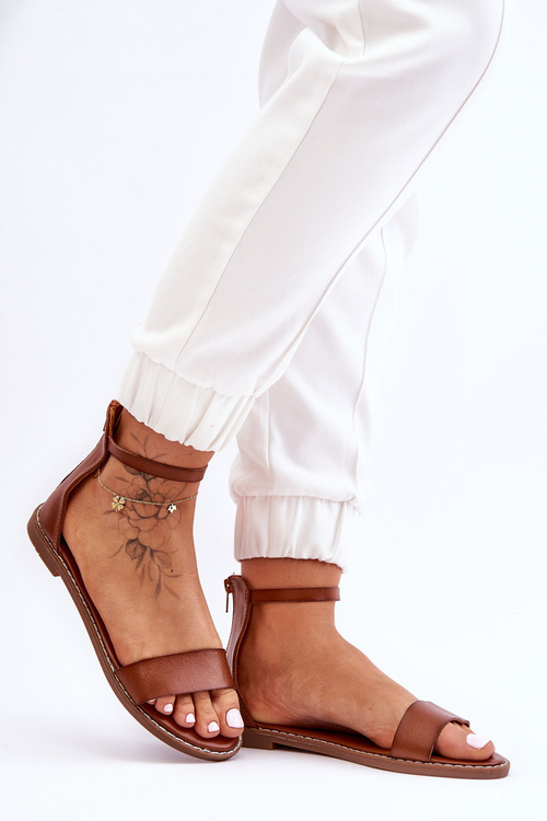 Skórzane Płaskie Sandały Na Zamek Brązowe Millou