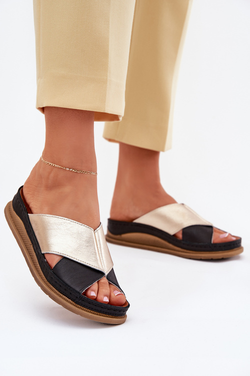 Skórzane Klapki Damskie Na Platformie Maciejka L4986-25 Złoto-Czarne