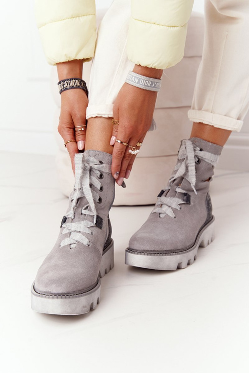 Zamszowe Ażurowe Botki Maciejka Popielate 05033-03