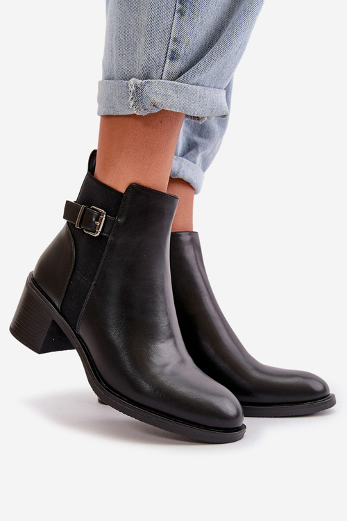 Botki Damskie Ocieplane Na Słupku Z Klamrą Czarne Nevillira