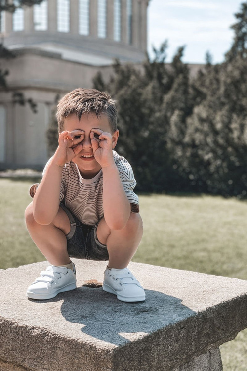 Dziecięce Sportowe Buty Sneakersy Biało-Czarne Bilbo