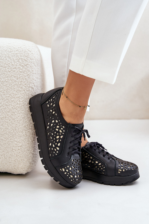 Zazoo 2973 Skórzane Półbuty Na Platformie Z Ażurowym Wzorem Czarne
