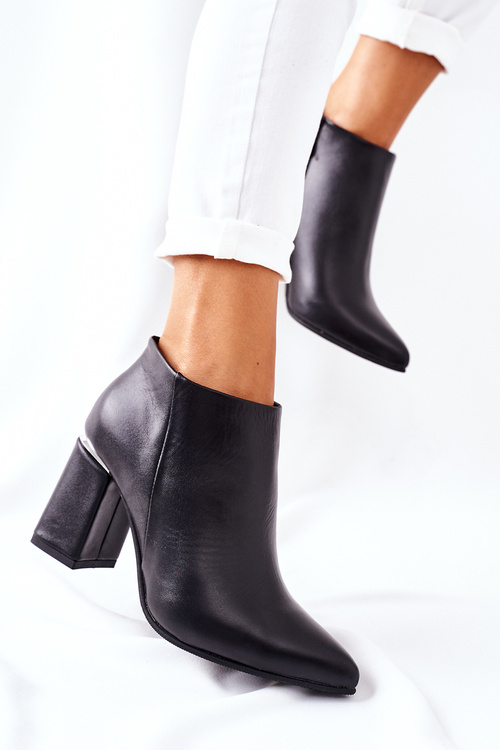 Skórzane Botki Na Słupku Czarne Raglan