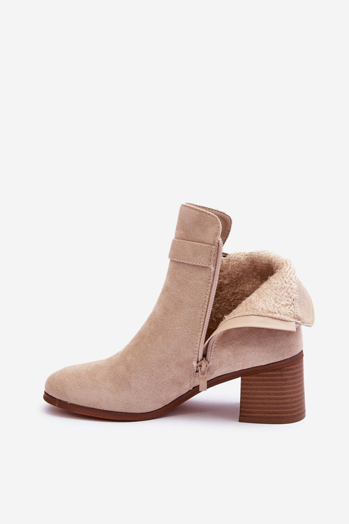 Zamszowe Botki Na Obcasie Z Klamrą Beżowe Bronte