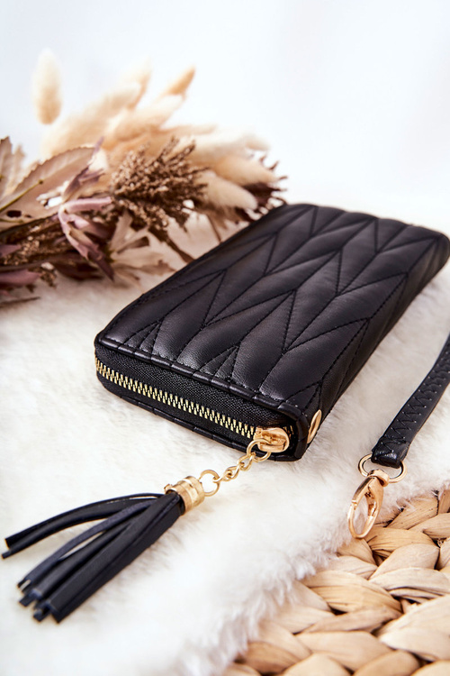 Duży Portfel Pikowany Na Suwak Z Paseczkiem Czarny