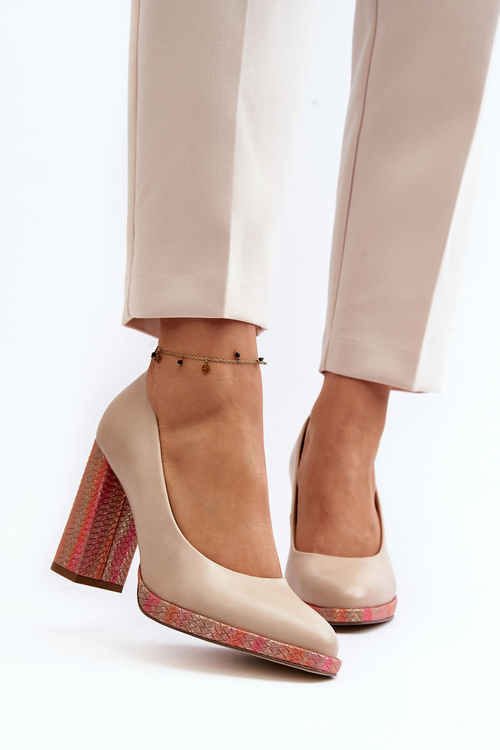 Czółenka Na Słupku Laura Messi 2746 Jasnobeżowe