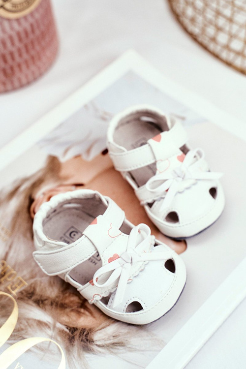Dziecięce Sandałki Na Rzepy Dla Dziewczynki Białe Maentra