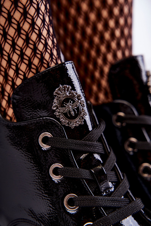 Lakierowane Ocieplane Botki Sznurowane Czarne Enrica