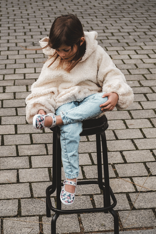 Dziecięce Baleriny W Kwiatuszki Granatowo-Szare Noah