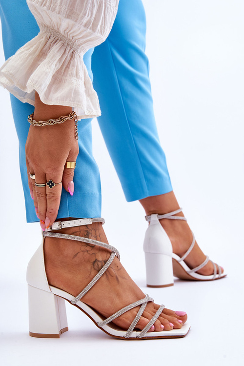 Skórzane Damskie Sandały Z Cyrkoniami Na Obcasie Białe Liviano