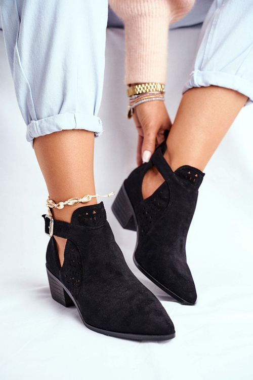 Zamszowe Botki Na Obcasie Z Klamrą Czarne Esen