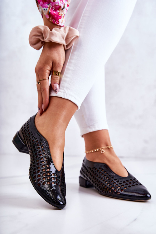 Eleganckie Lakierowane Skórzane Półbuty Ażurowe Czarne Ismena