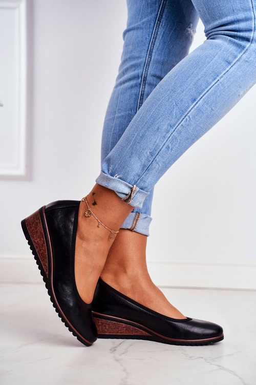 Damskie Półbuty Na Koturnie Czarne Belli