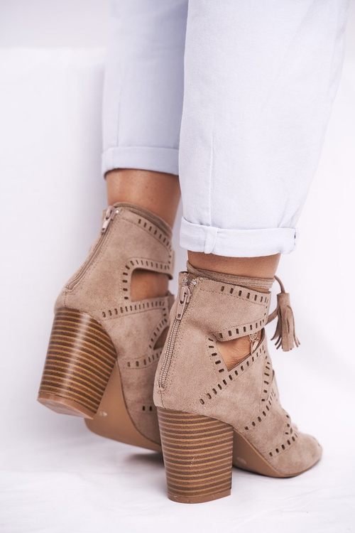 Botki Damskie Na Słupku Zamszowe Odkryte Beżowe Empty