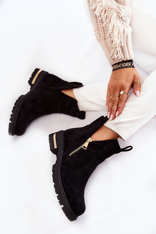 Zamszowe Botki Z Wycięciami Czarne Klarissa