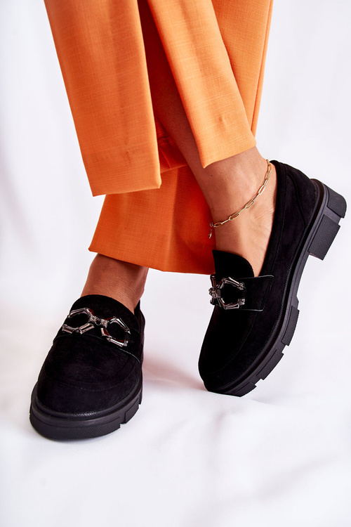 Zamszowe Półbuty Loafery Z Ozdobą Czarne Janissa