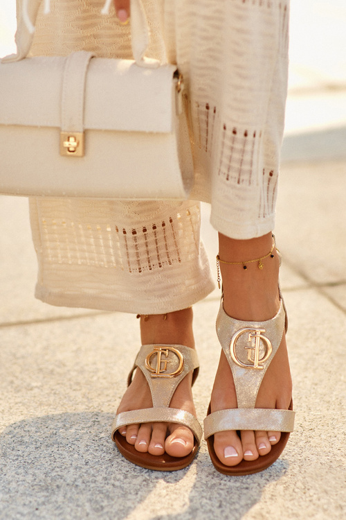 Płaskie Sandały Damskie Z Ozdobą S.Barski KV27-051 Złote