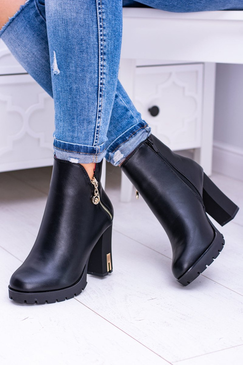 Czarne ekstrawaganckie botki Superlove