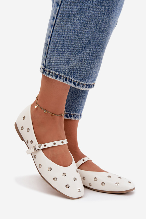 Baleriny Damskie Ze Srebrnymi Elementami Białe Marivon