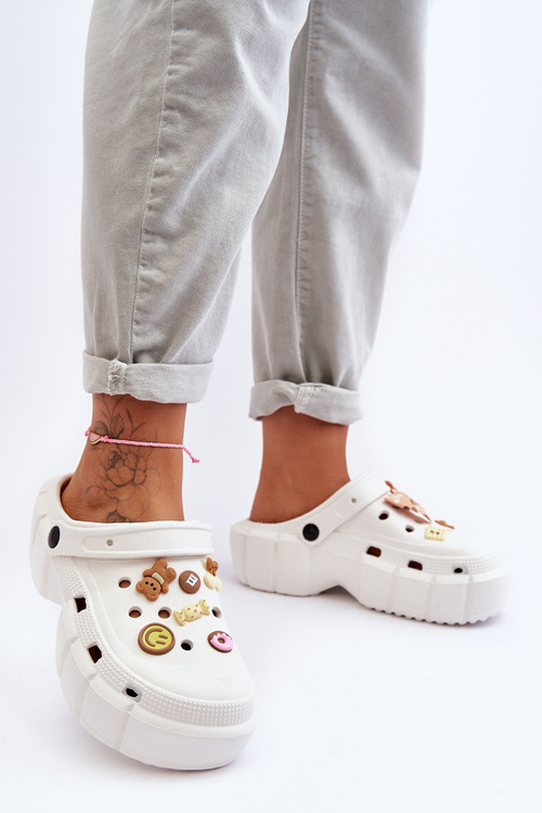 Damskie Piankowe Klapki Kroksy Z Ozdobami Białe Marlett