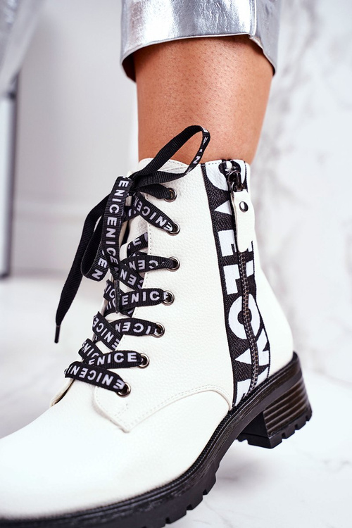 Botki Damskie Trapery Białe Verso