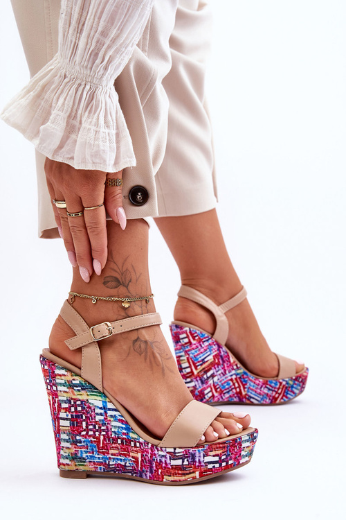 Damskie Sandałki Na Kolorowym Koturnie Beżowe Malibu