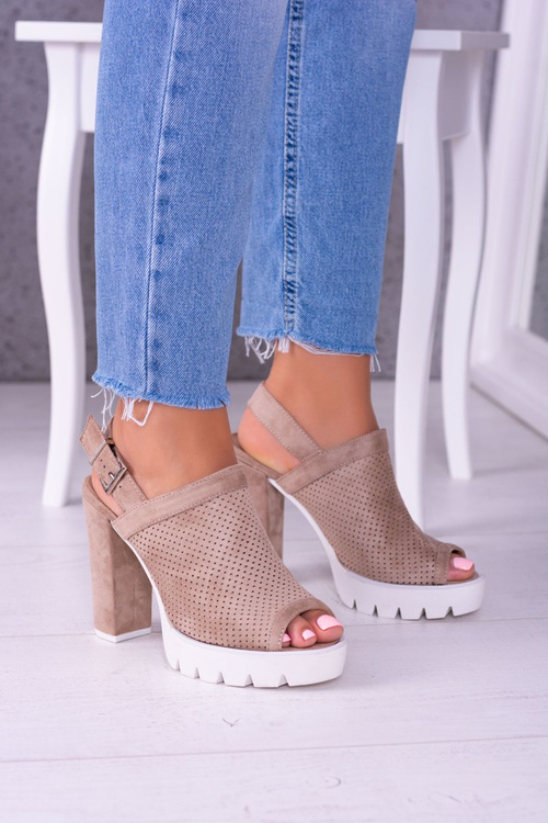 Lu Boo Beżowe Zamszowe Sandały na Słupku Emare