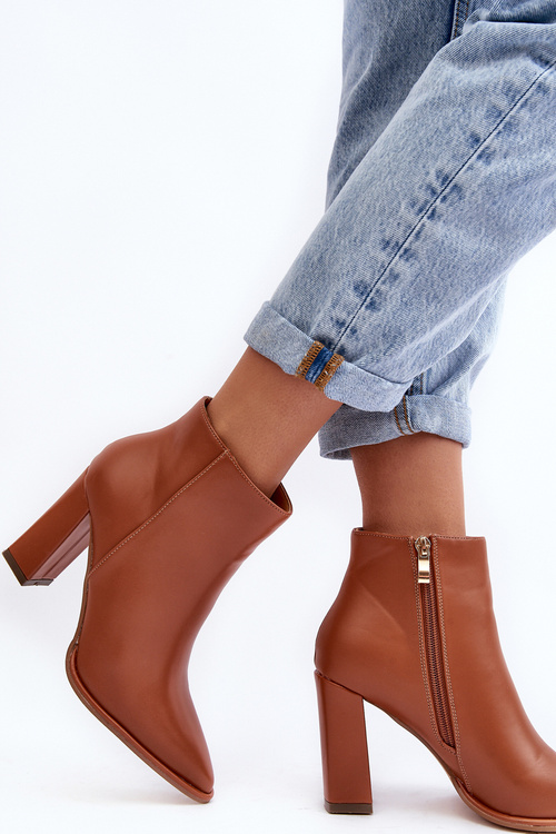 Skórzane Botki Damskie Na Słupku Brązowe Saitana