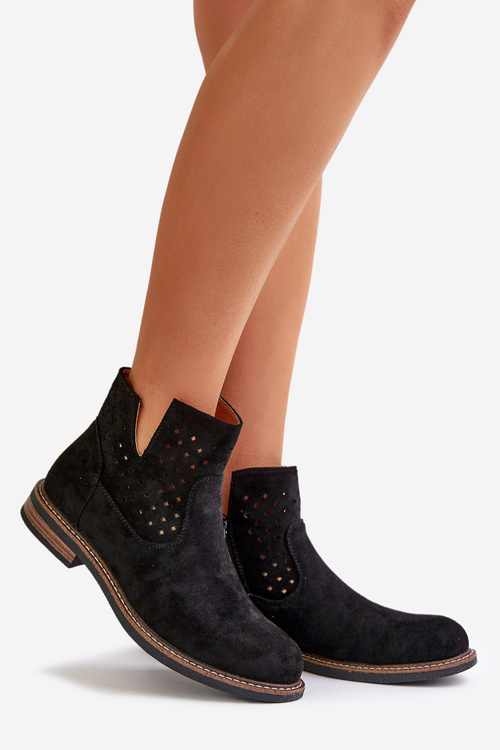 Botki Na Płaskim Obcasie Z Ażurową Cholewką Czarne Elivaya