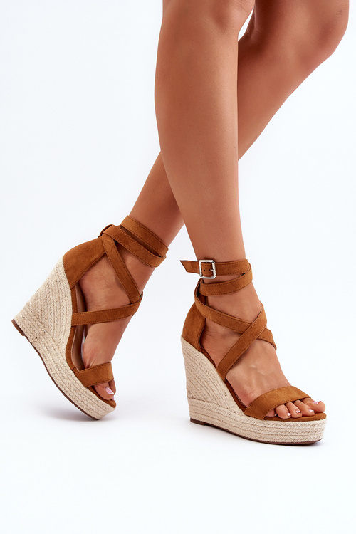 Sandały Na Koturnie Z Plecionką Camel Salthe