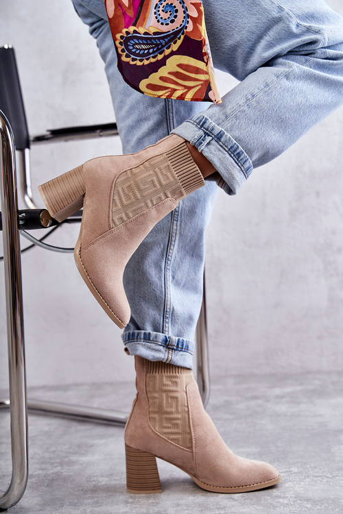 Damskie Zamszowe Botki Ze Skarpetą Beżowe Montes