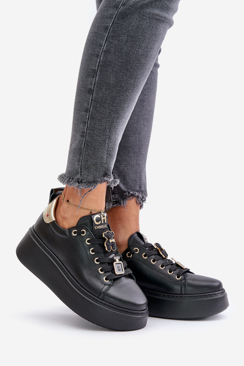 Sneakersy Damskie Skórzane Z Przypinkami Na Platformie CheBello 4596 Czarne