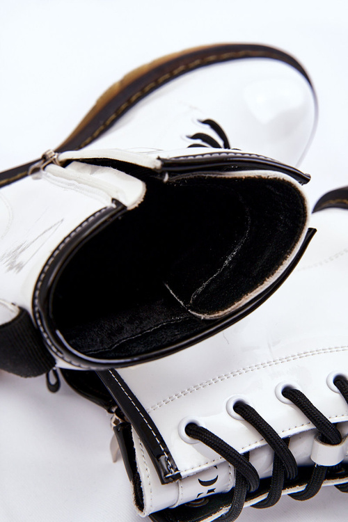 Damskie Lakierowane Botki Ocieplane GOE II2N4051 Białe