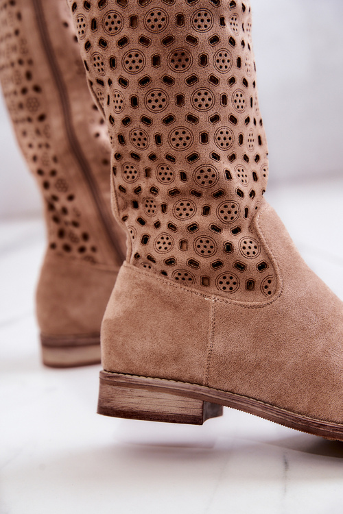 Zamszowe Kozaki Z Ażurowym Wzorem Beżowe Darnell