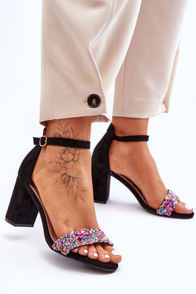 Modne Sandały Na Obcasie Z Ozdobnymi Kamieniami Czarne Love Me