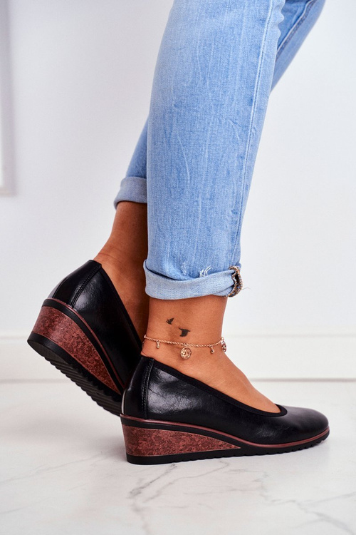 Damskie Półbuty Na Koturnie Czarne Belli