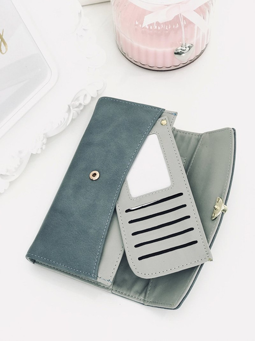 Duży Damski Niebieski Portfel z Serduszkiem